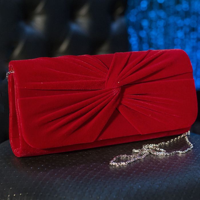 Клатч женский, отдел на клапане, длинная цепь, цвет бордовый