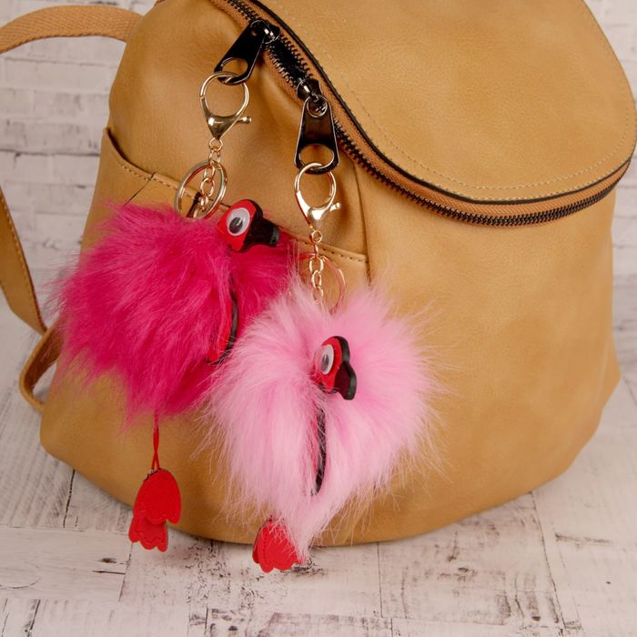 Пушистик на кольце "Фламинго" МИКС 9х9 см