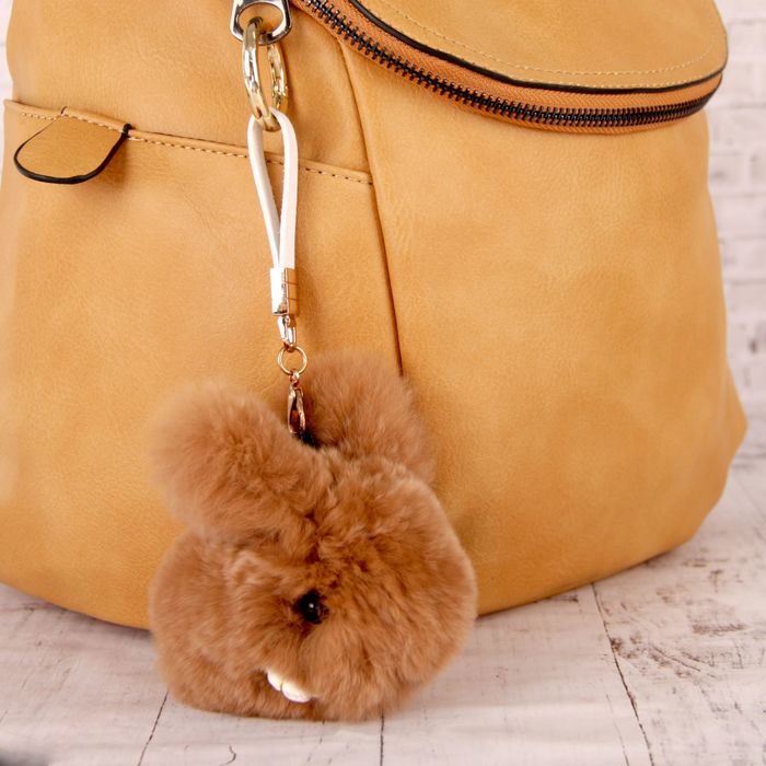 Подвеска на кольце "Кролик коричнево-рыжий" 8х10х6 см