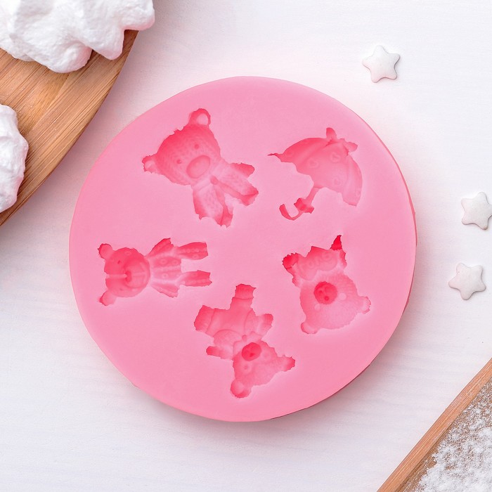 Молд 8,5х8,5х1,5 см "Мишки с зонтиком"