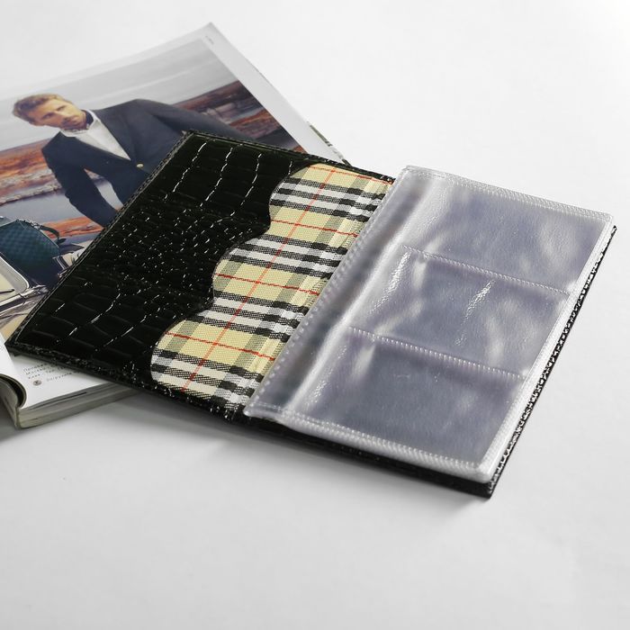 Визитница, 3 ряда, 72 карточки, крокодил чёрный