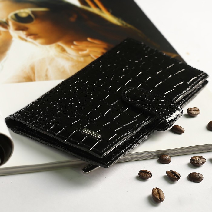 Портмоне на кнопке, 4 отдела, для карт, монет, крокодил, цвет чёрный