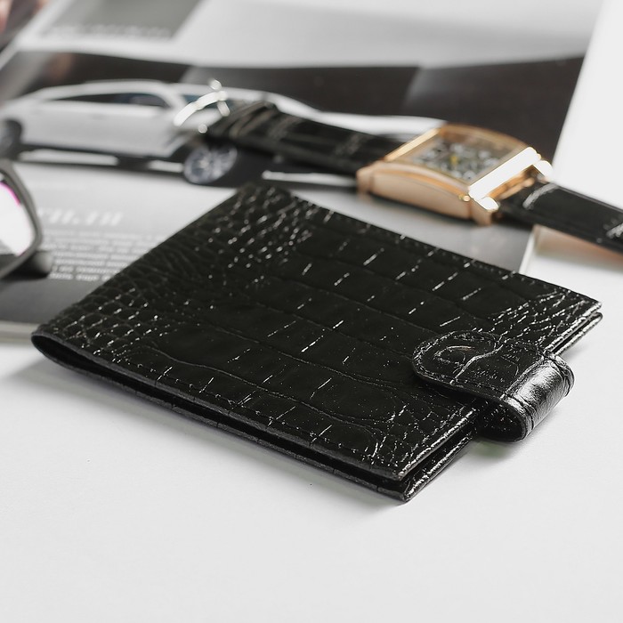 Обложка для автодокументов, с хлястиком, кайман, цвет чёрный