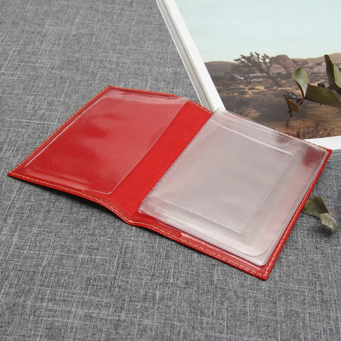 Обложка для автодокументов, анилин красный