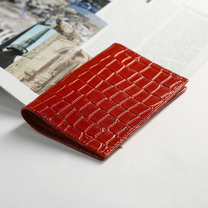 Обложка для паспорта, 5 карманов для карт, крокодил, цвет тёмно-красный