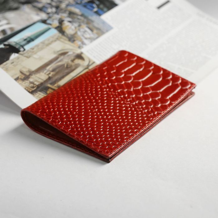 Обложка для паспорта, питон, цвет красный