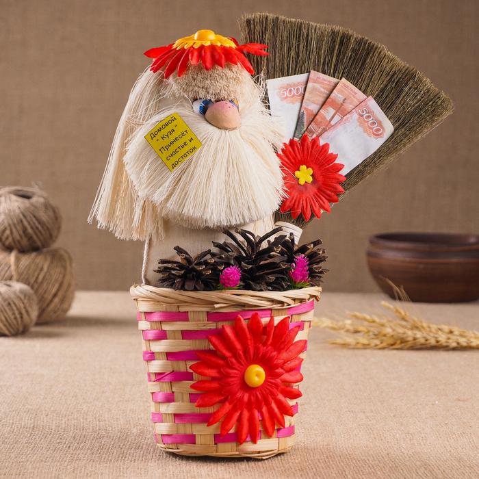 Оберег «Домовой», с веником, в соломенной корзинке, 30 см, микс