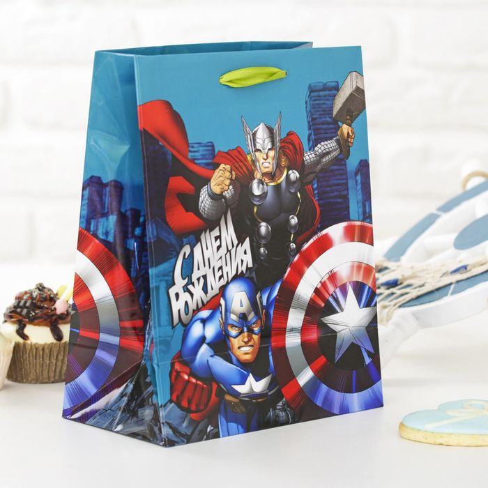 Пакет ламинированный вертикальный "С Днем рождения, супергерой!", Мстители, 18 х 23 х 10 см