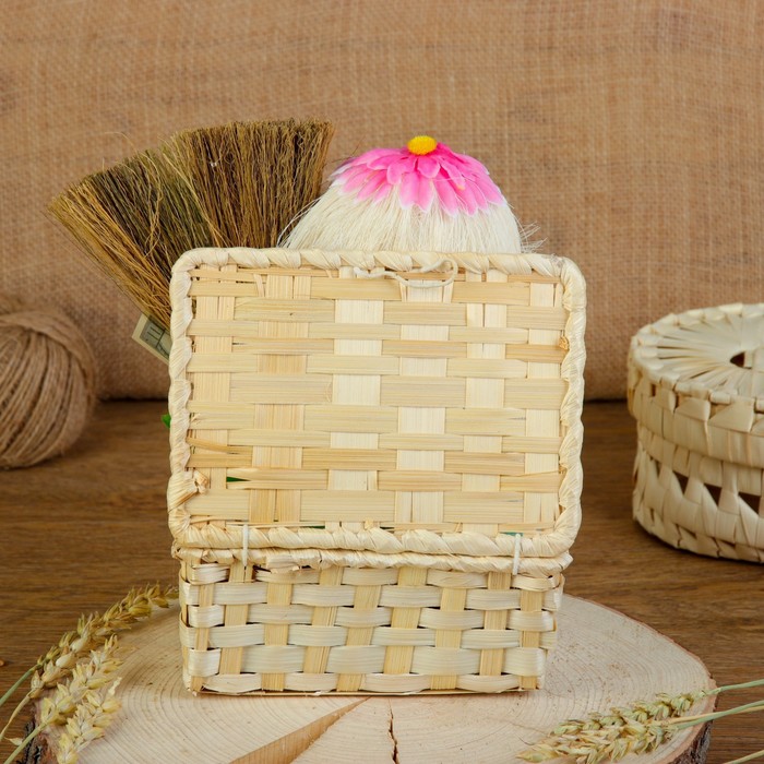 Оберег - шкатулка «Домовой с веником», 26 см, микс