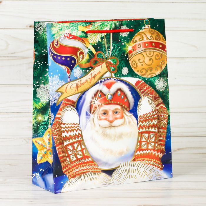 Пакет ламинированный вертикальный с тиснением «Дед Мороз», 23 × 27 × 8 см