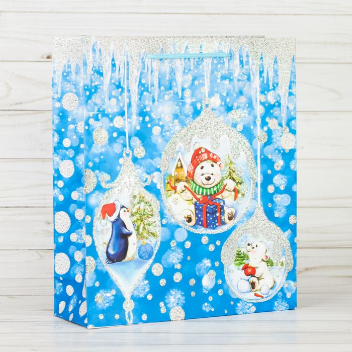 Пакет ламинированный вертикальный с блестками «Мир Нового года», 12 × 15 × 5,5 см