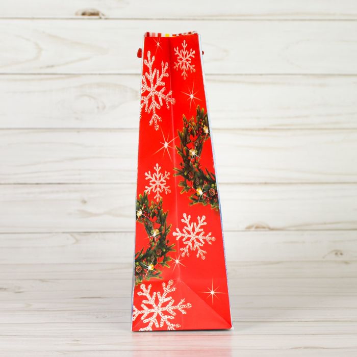 Пакет ламинированный с открыткой «Счастье нового года», 18 × 23 × 8 см