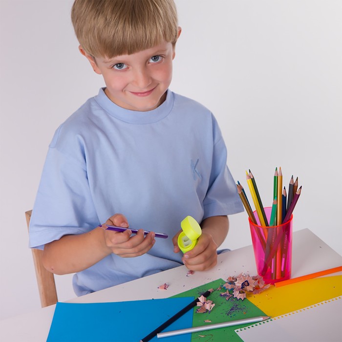 Точилка 2 отверстия с контейнером Kores микс*5 видов '35800