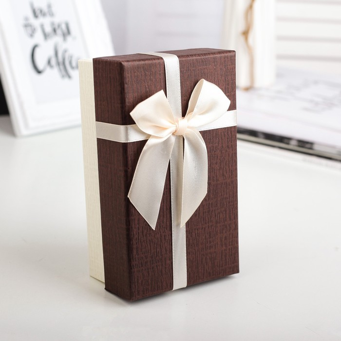 Коробка подарочная 9 х 15 х 6 см