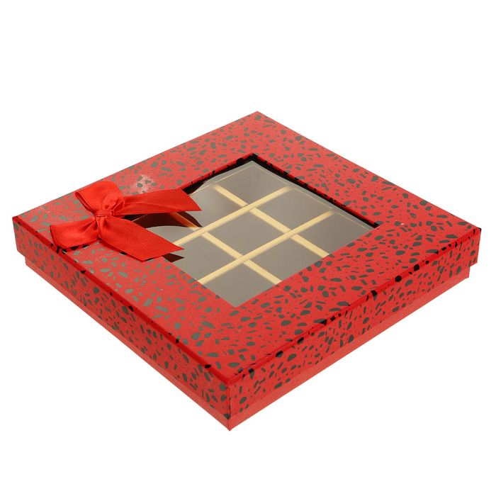 Коробка подарочная 21 х 21 х 4 см