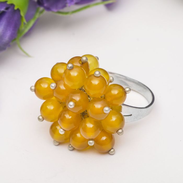 Кольцо виноград "Агат жёлтый" размер МИКС