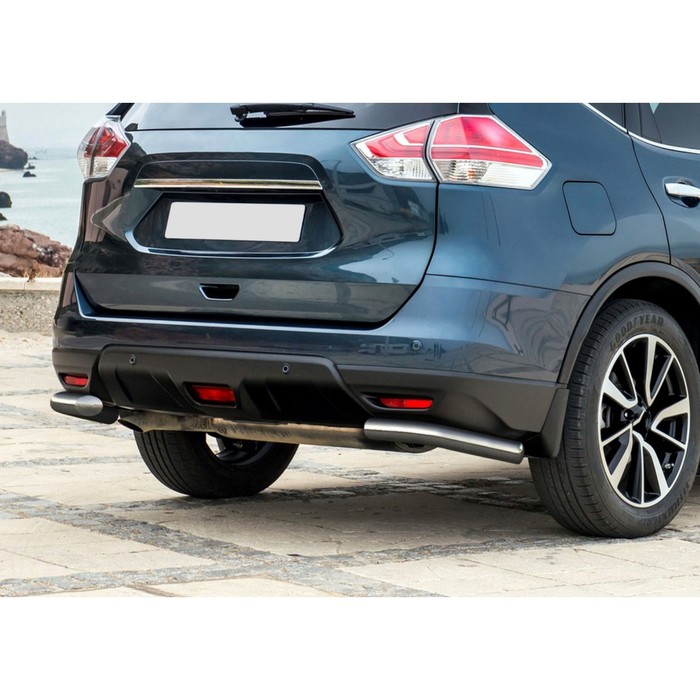 Защита заднего бампера Nissan XTrail, d57 уголки