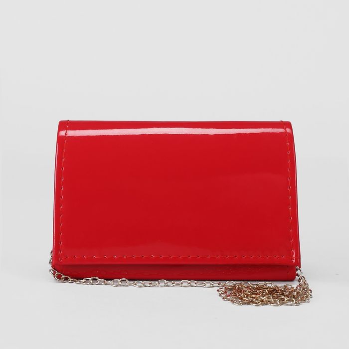 Клатч женский, отдел на клапане, длинная цепь, цвет красный