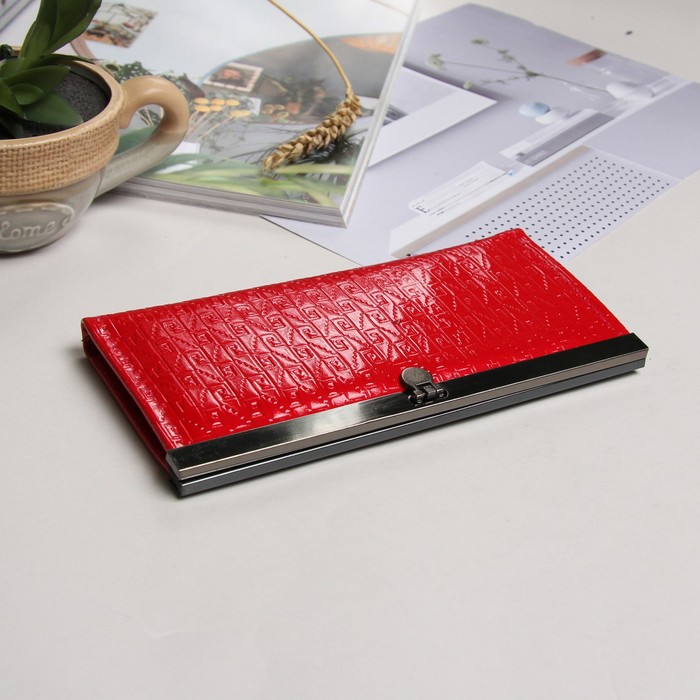 Кошелёк женский на застёжке, 5 отделов, для карт, цвет красный