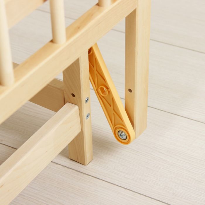 Детская кроватка «Колибри Мини» на маятнике, цвет натуральный