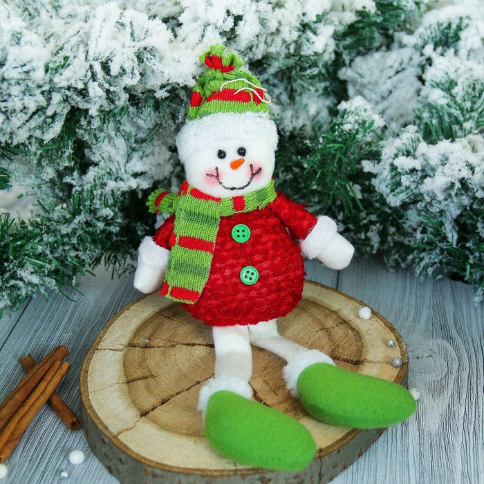 Мягкая игрушка "Снеговик" в красной кофте 8*25 см