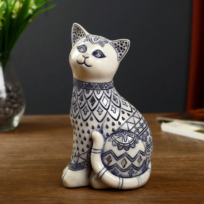 Сувенир полистоун зеркальные вставки "Белая расписанная синим кошка" 20,5х8,5х11,5 см