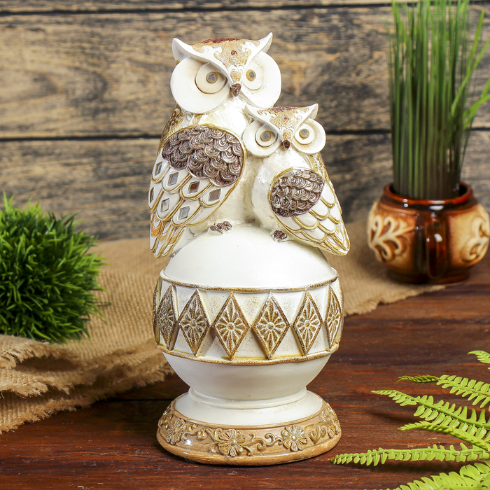 Сувенир полистоун "2 филина перламутр на шаре" 24,5х12х11,5 см