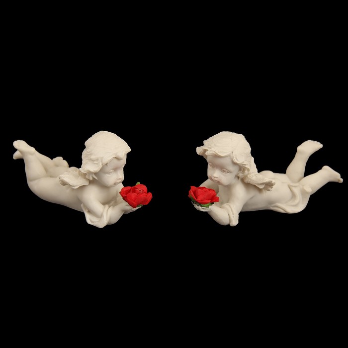Сувенир полистоун "Ангелочек лежит с красной розой" МИКС 5х5х9 см