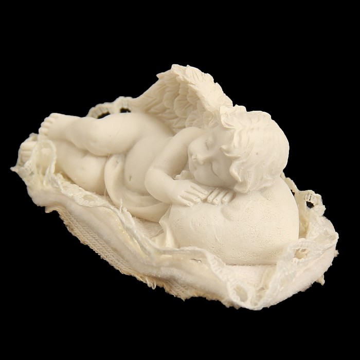 Сувенир полистоун "Спящий ангелочек на подушке" ажурная салфетка 3,5х7х3,5 см