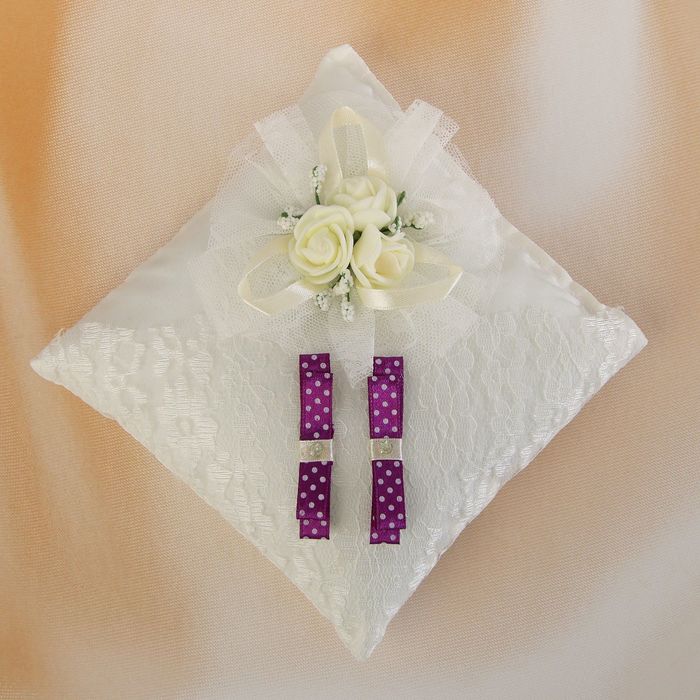 Подушечка для колец с цветными бантиками , айвори с фиолетовым