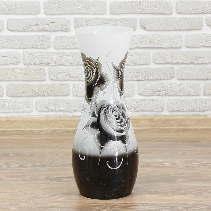 Ваза напольная "Роза махровая", чёрно-белая