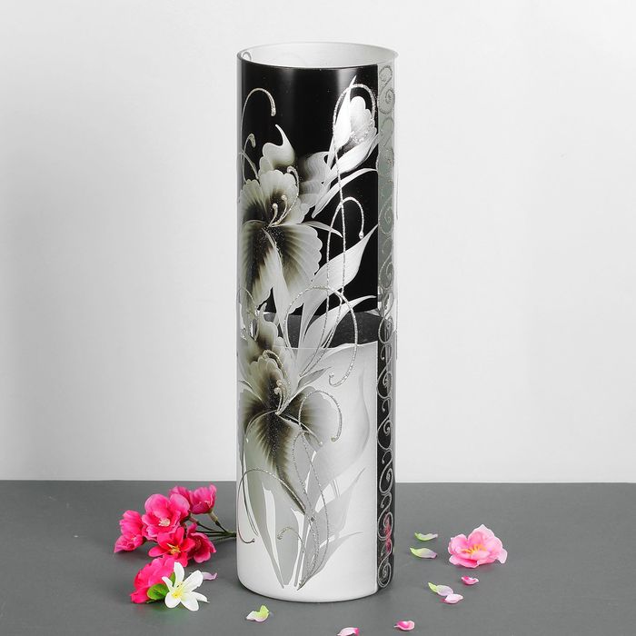 Ваза "Цилиндр", ирис, чёрно-белая