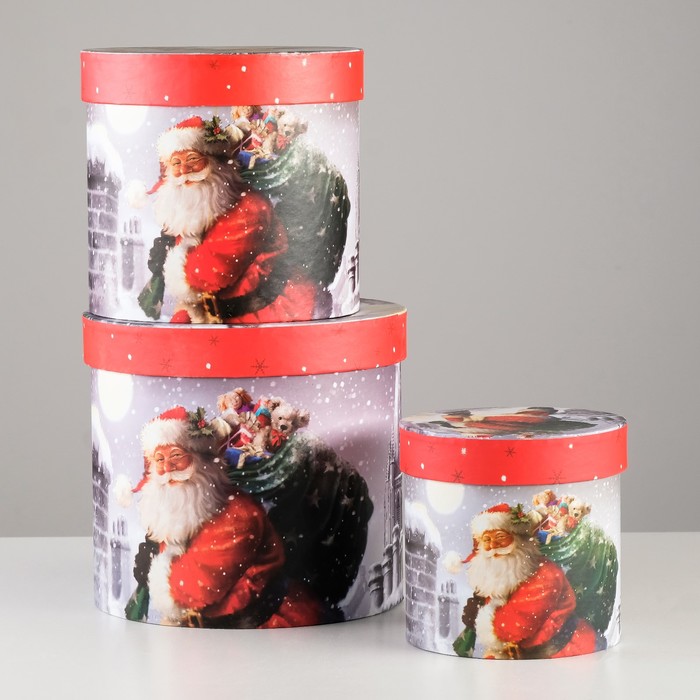 Набор коробок 3 в 1 "Дед Мороз", 18,5 х 18,5 х 17 - 12 х 12 х 12 см