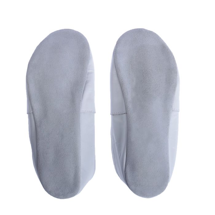 Чешки "Элит" из натуральной кожи, длина по стельке 20, цвет белый