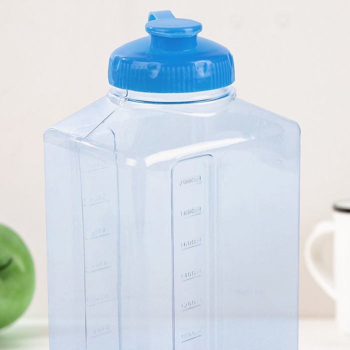 Бутыль 2 л "Свежесть" 12х9х26 см, цвета МИКС