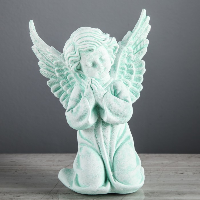 Статуэтка "Крылатик" средний, под камень, цвет зелёный