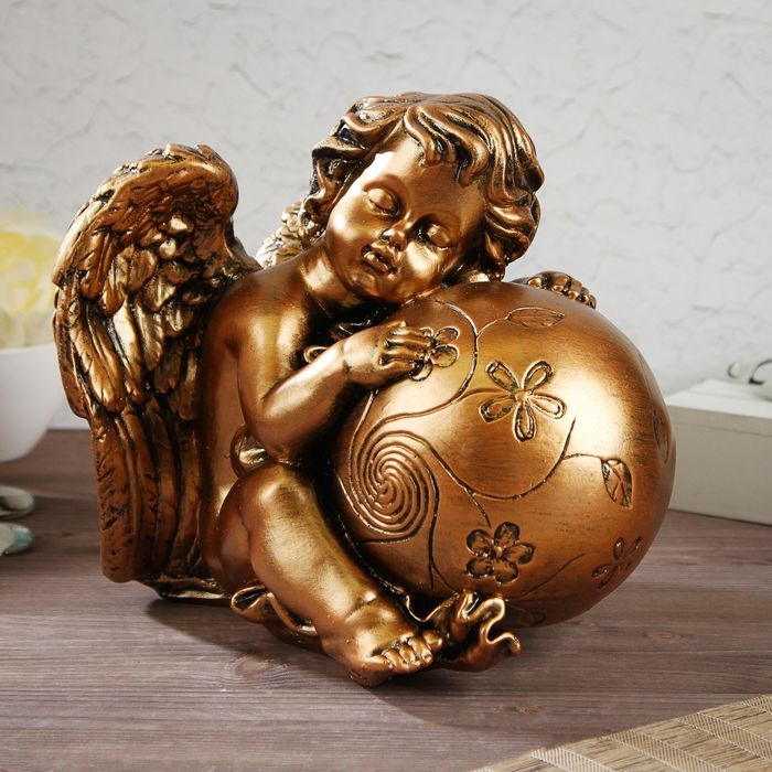 Статуэтка "Ангел с шаром" бронзовый