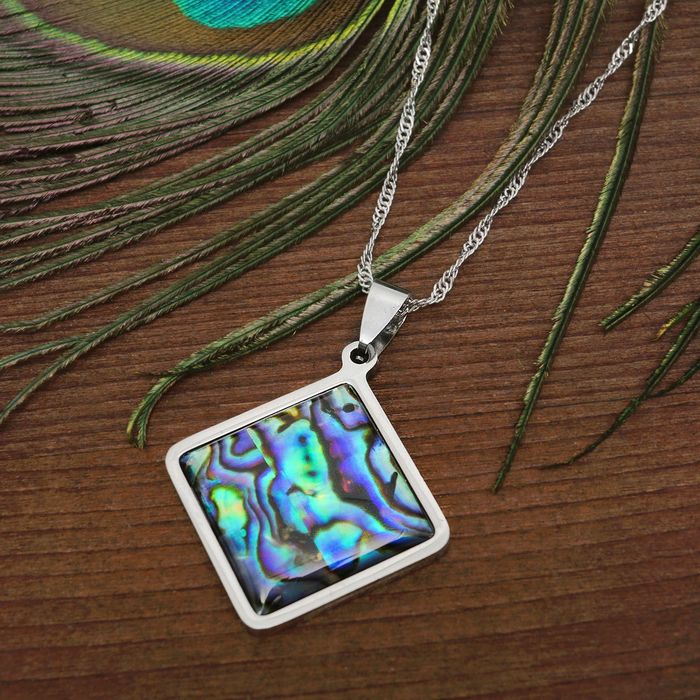 Кулон женственный "Галиотис" ромб, в серебре