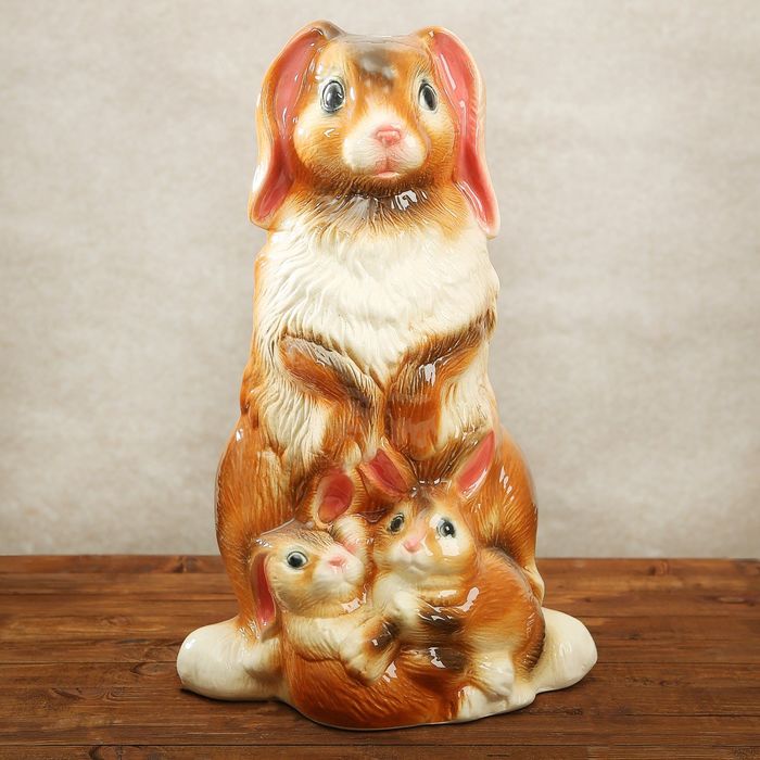 Садовая фигура "Семья зайцев" коричневая