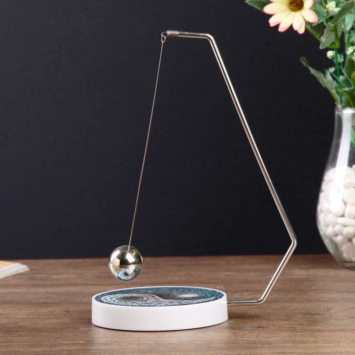 Маятник магнитный "Инь-ян" высота 23 см