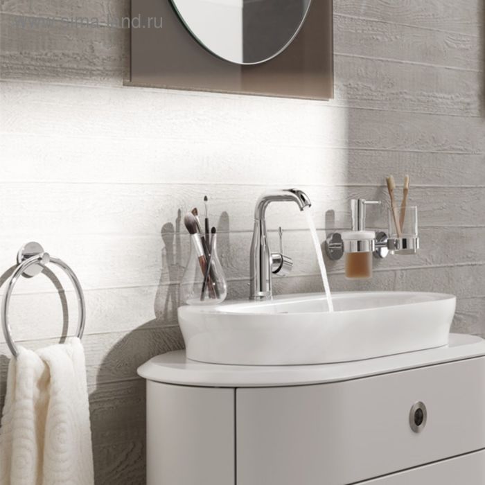 

Смеситель для раковины GROHE Essence+ U-излив, гладкий корпус