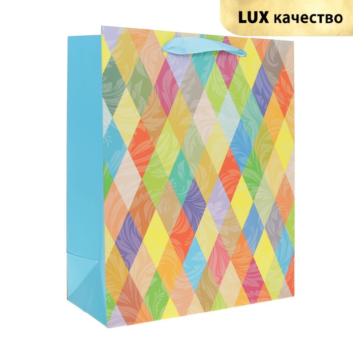 Пакет подарочный "Ромбы", 18 х 8,5 х 21 см