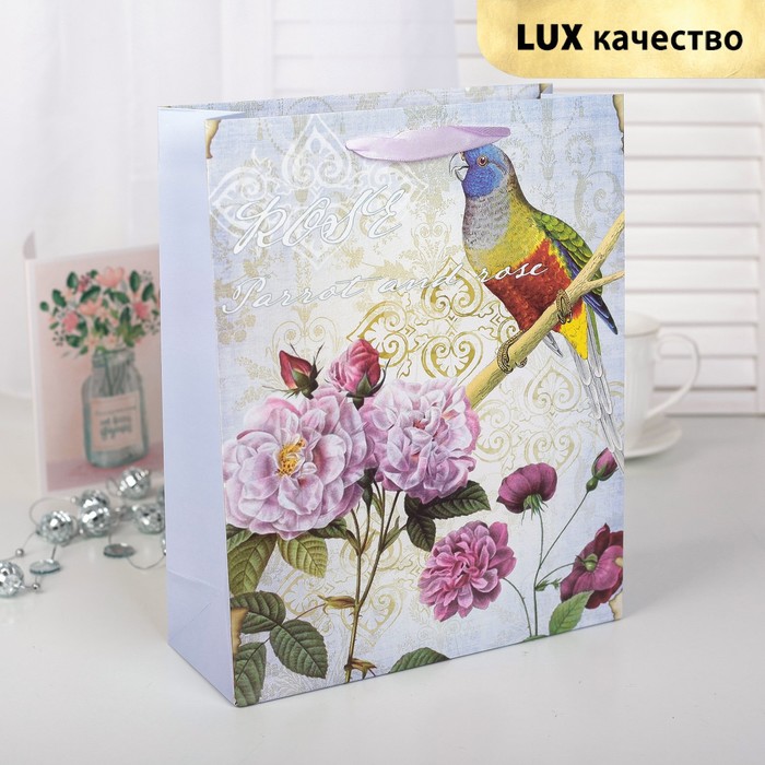 Пакет подарочный "Попугай", 26 х 10 х 32 см