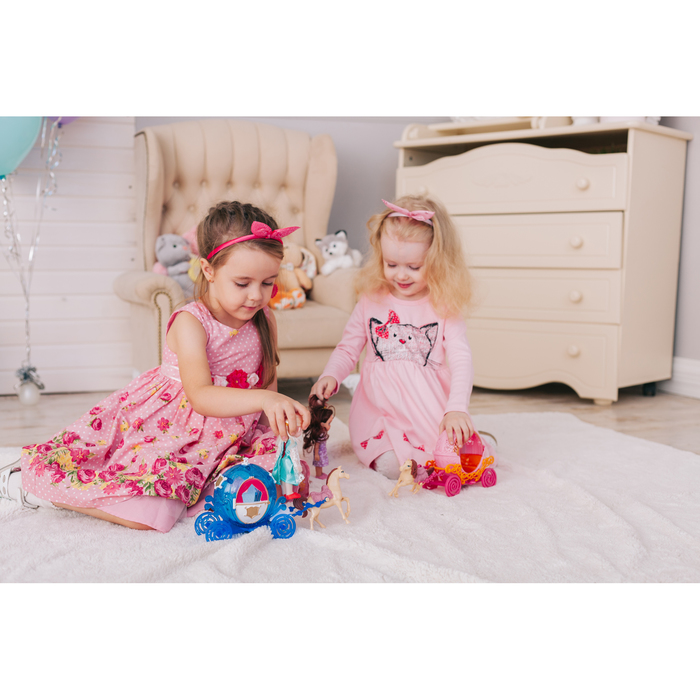 Карета для кукол «Сказочная карета» с куклой, световые и звуковые эффекты