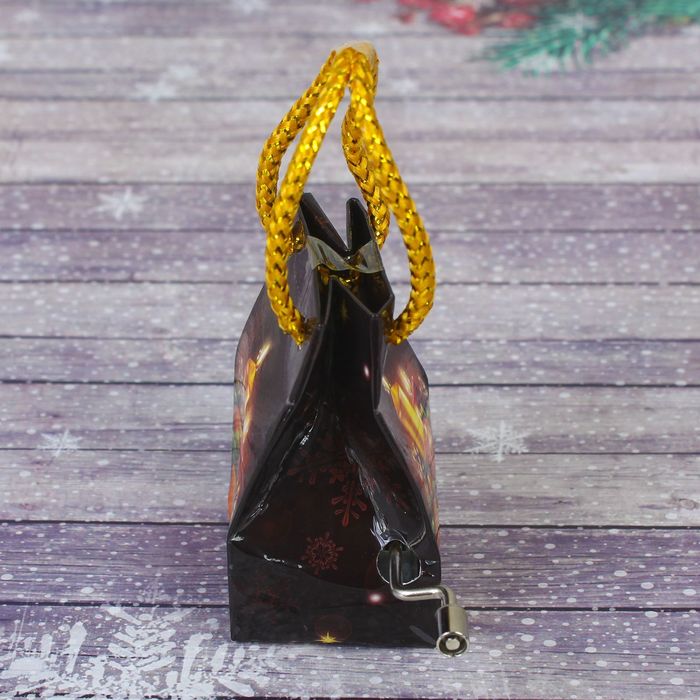 Шкатулка музыкальная "Свечи"