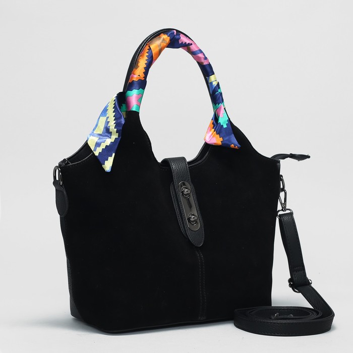 Сумка женская на молнии, 1 отдел с перегородкой, наружный карман, длинный ремень, цвет чёрный