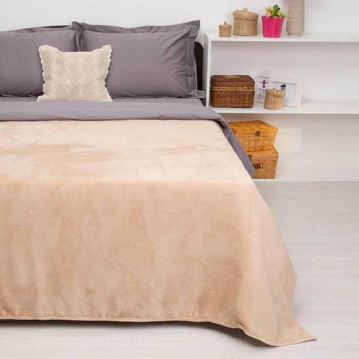 Покрывало постельное "Павлина"  бежевый, 150 х 200 см, аэрософт 190гр/м2,пэ100%