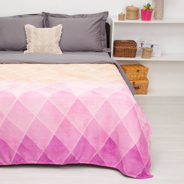 Покрывало постельное "Павлина"  Ромбы желтые, 150 х 200 см аэрософт 190гр/м2, пэ100%