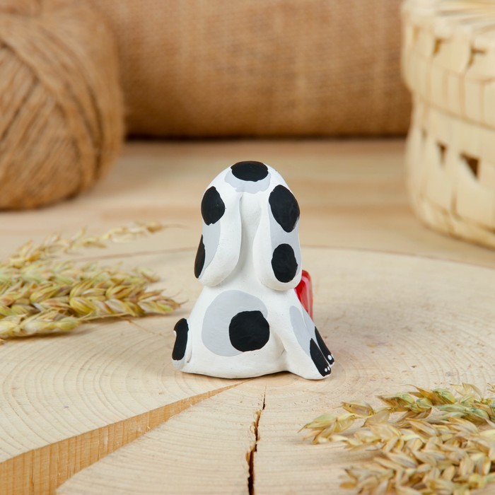 Сувенир ковровская глиняная игрушка «Собачка с подарком»