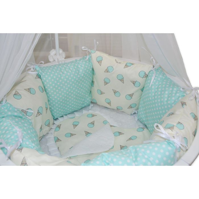 Комплект в круглую кроватку «Мороженка», 22 предмета, цвет голубой